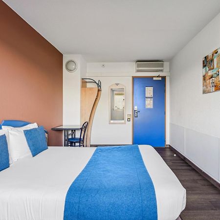 Hotel Akena Chateaurenard - Parc Des Expositions Avignon Esterno foto