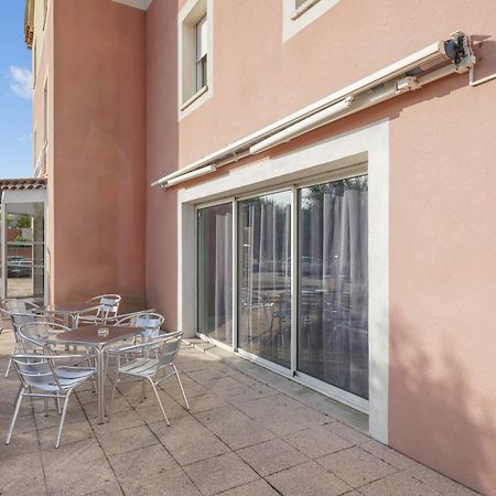 Hotel Akena Chateaurenard - Parc Des Expositions Avignon Esterno foto