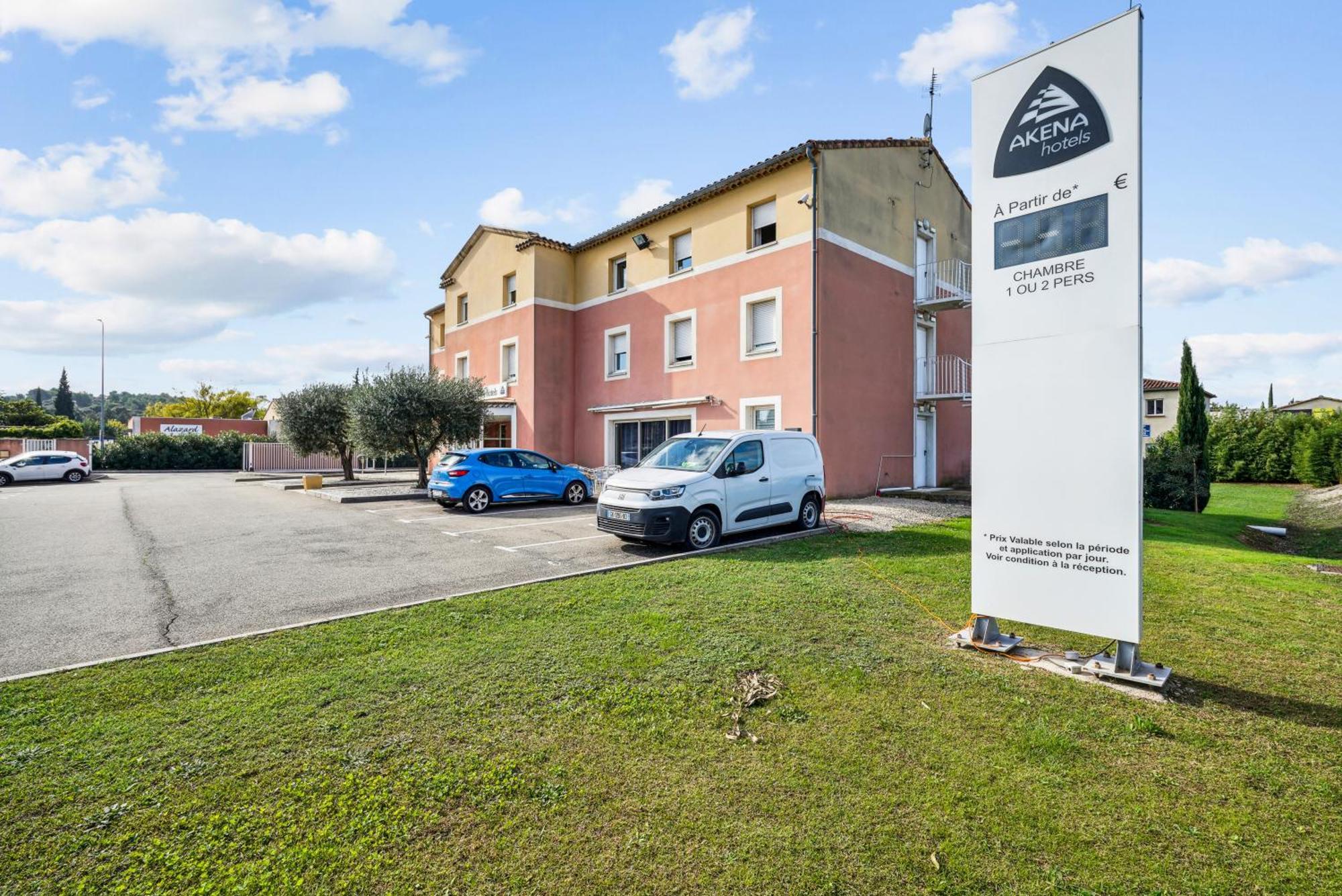 Hotel Akena Chateaurenard - Parc Des Expositions Avignon Esterno foto
