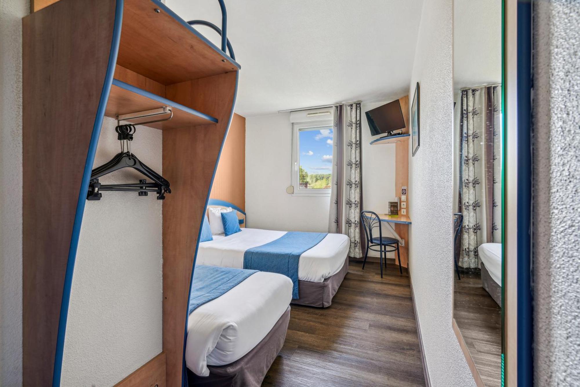Hotel Akena Chateaurenard - Parc Des Expositions Avignon Esterno foto