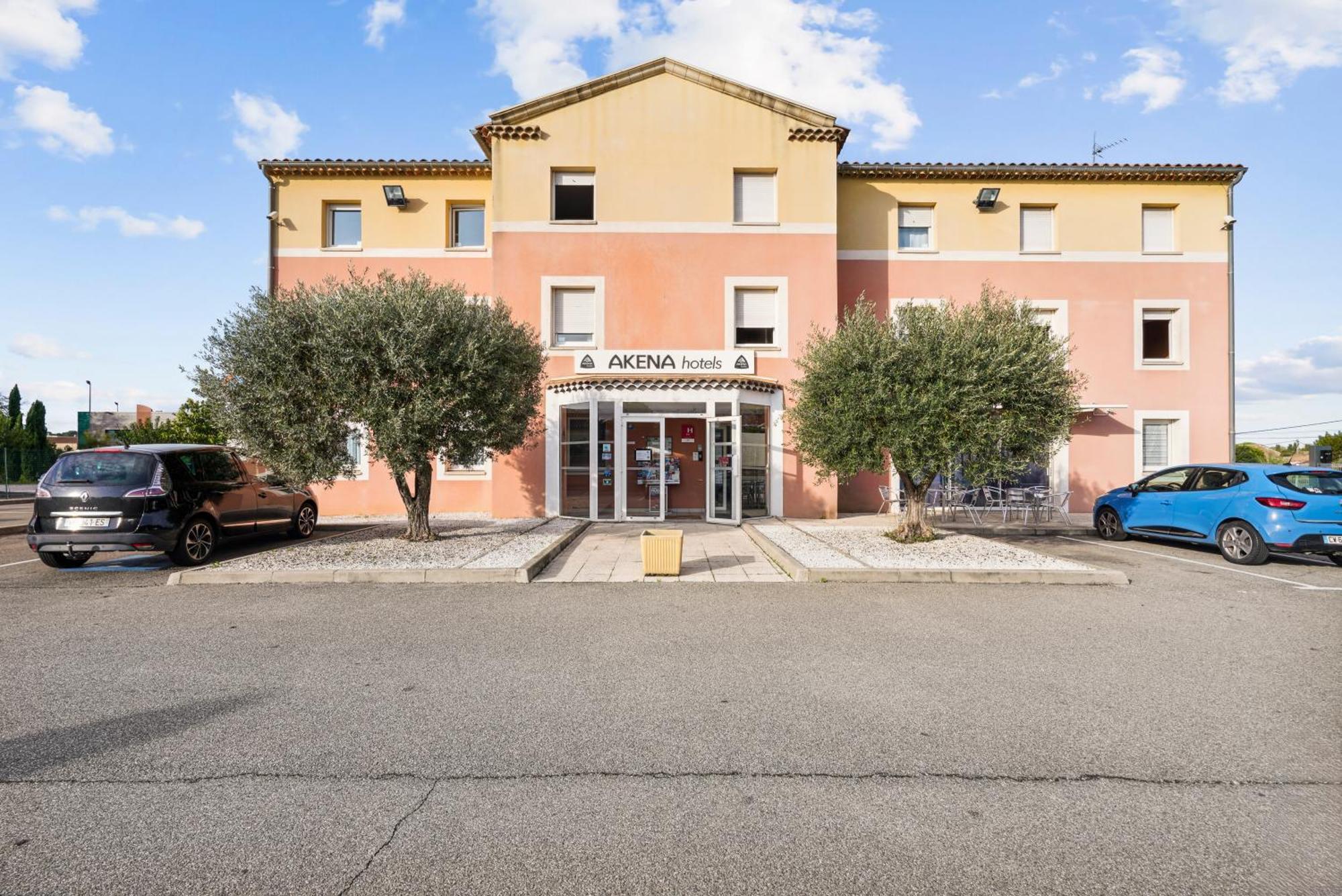 Hotel Akena Chateaurenard - Parc Des Expositions Avignon Esterno foto